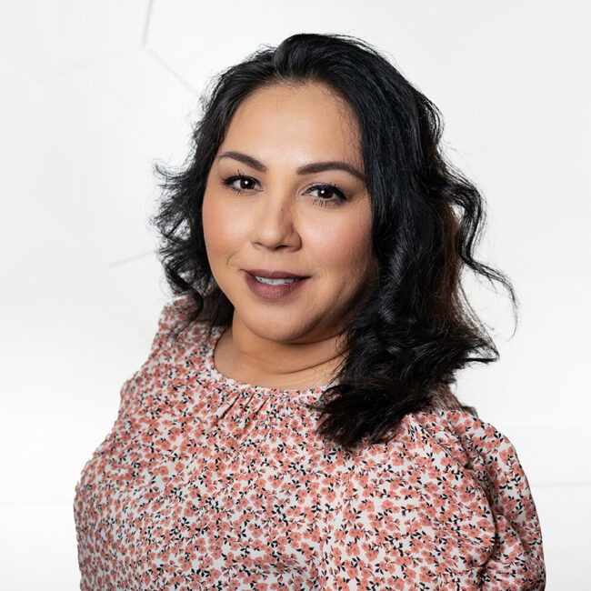 Katrina Artiaga – Main – Contact – 900px